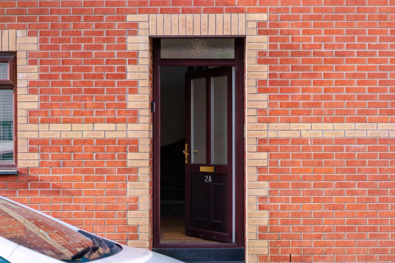 Stayright- 2 Bedroom House, Centrally Located & Close Walk To City Centre Кардіфф Екстер'єр фото